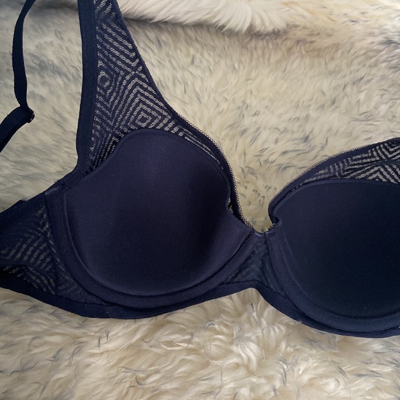 French Connection - Picture 10 of 11